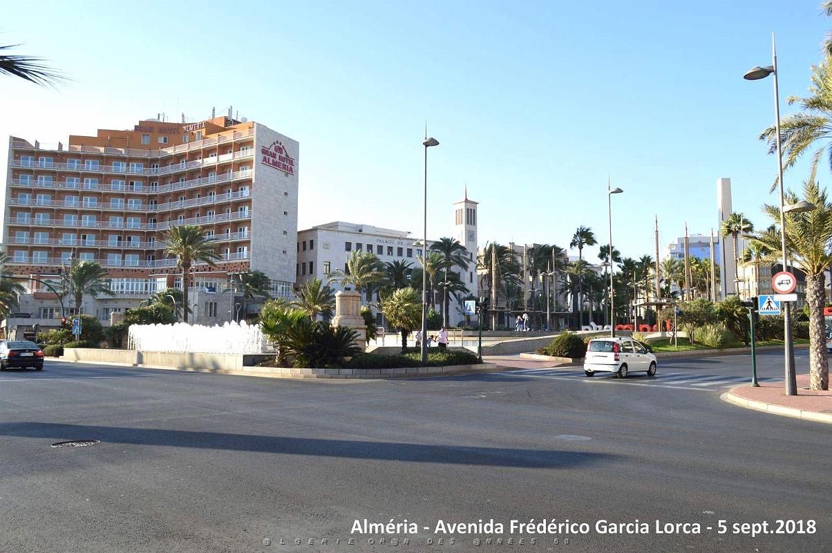 13 ALMERIA - RAMBLA FREDERICO GARCIA LORCA (14).JPG